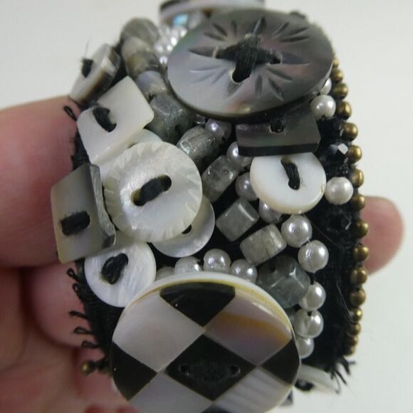 Chunky Funky Cuff Bangle Bracelet Mother of Pearl Shell Button Fabric DIY Artist - Picture 3 of 9